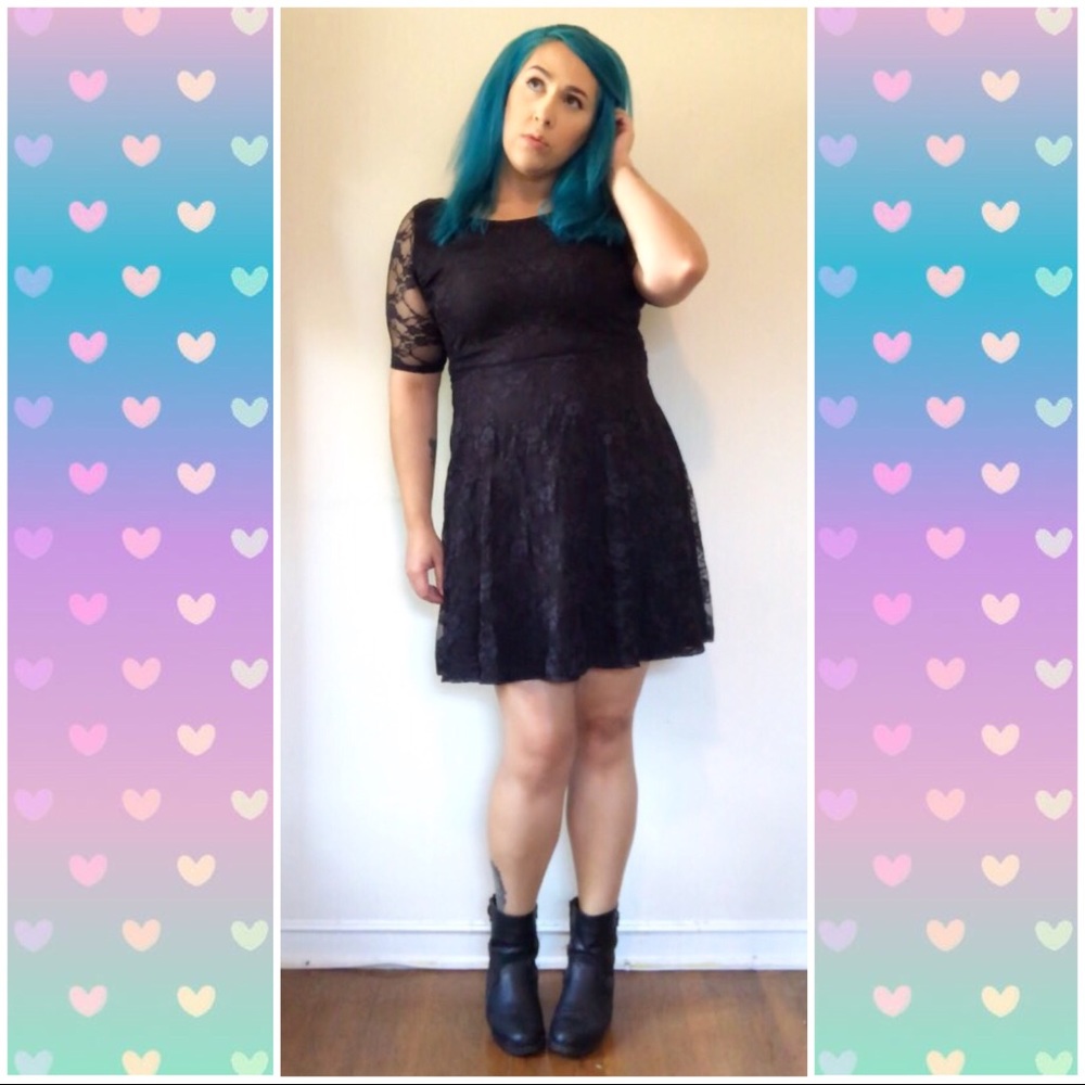 ASOS Black Short Sleeve Lace Mini Dress Size 12